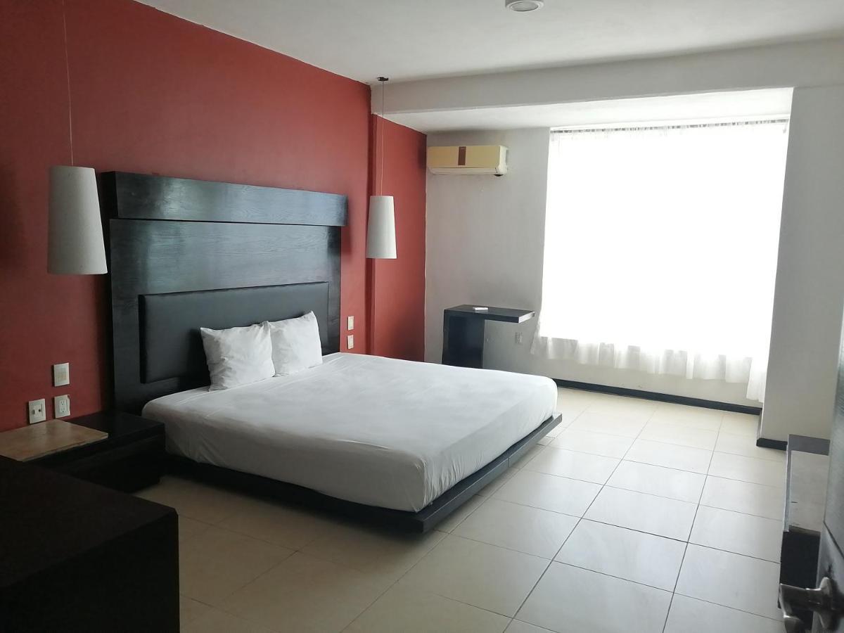 The Blvd Hotel - 5Th Ave ปลายาเดลการ์เมน ภายนอก รูปภาพ