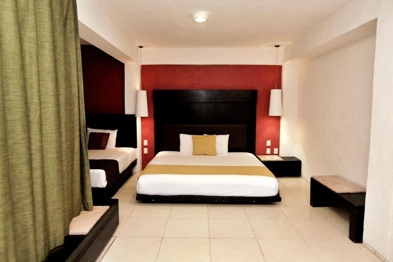The Blvd Hotel - 5Th Ave ปลายาเดลการ์เมน ภายนอก รูปภาพ