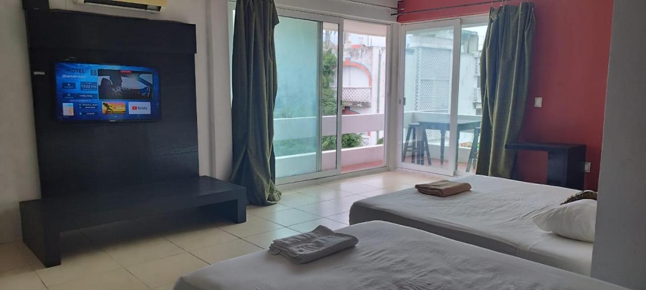 The Blvd Hotel - 5Th Ave ปลายาเดลการ์เมน ภายนอก รูปภาพ